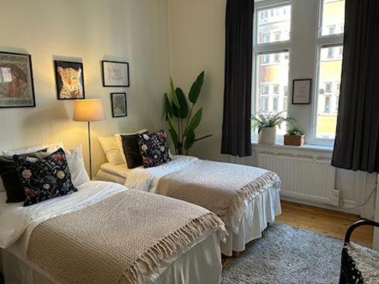 Stockholm Loft Haven 3 Beds In A 1- Bedroom Gem - 917 Екстер'єр фото